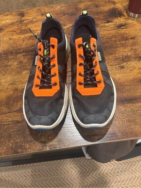 Coach Men’s Black and Orange Low-Top Sneakers